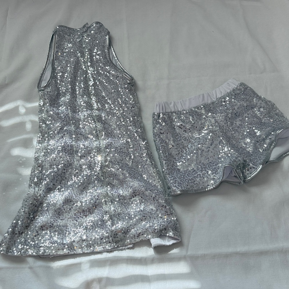 Taylor Swift Inspired Costume - Picture 2 of 3